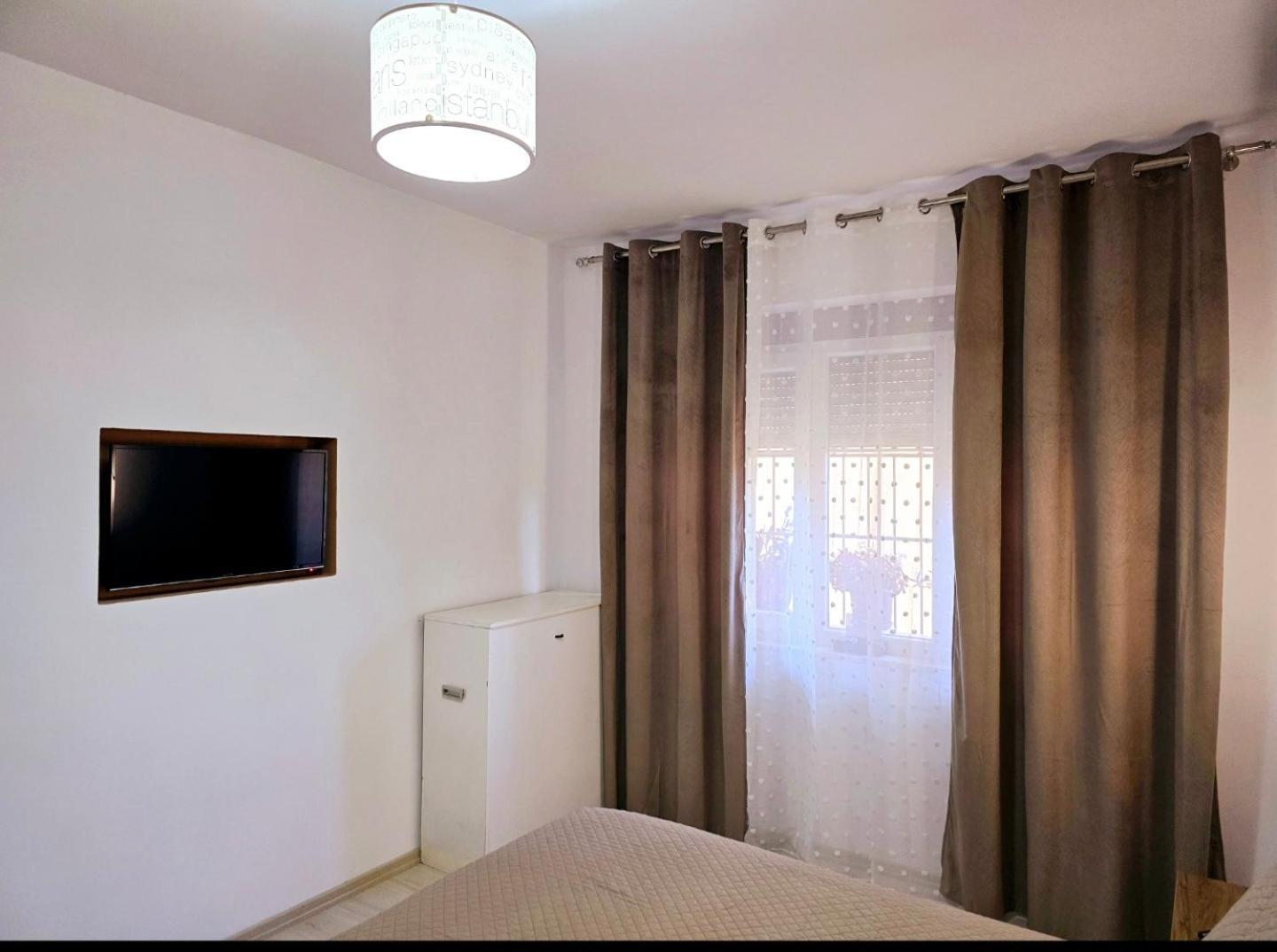 Grace'S Centre Apartment Shkodër Cameră foto